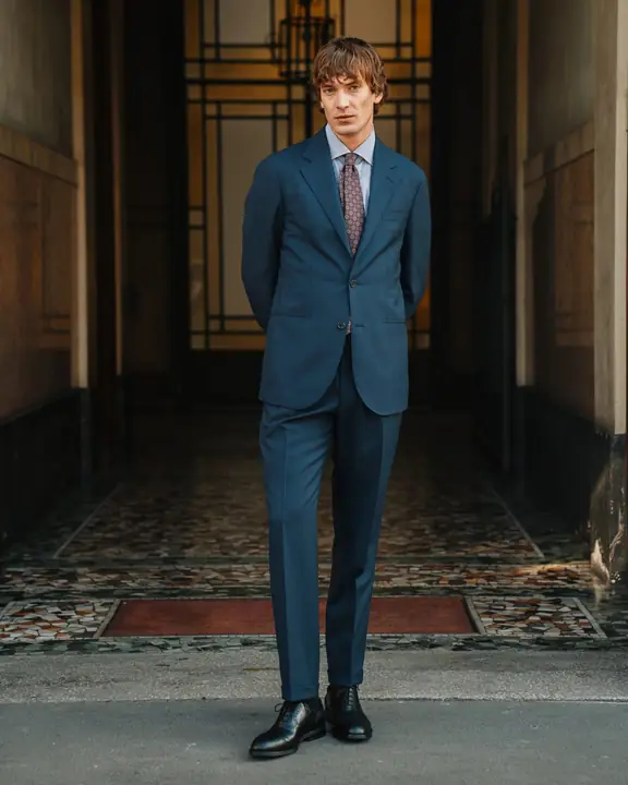 Fashion 07 · still 1